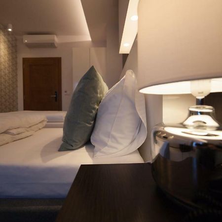 Novopolska - Hotel I Restauracja Kościan Kültér fotó