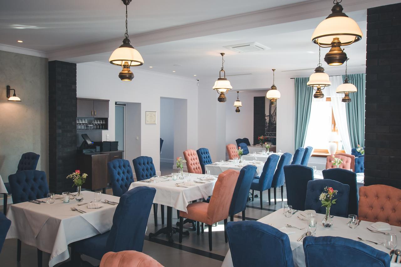 Novopolska - Hotel I Restauracja Kościan Kültér fotó