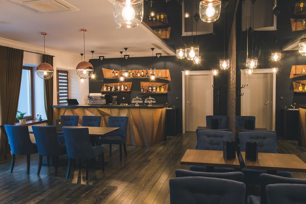 Novopolska - Hotel I Restauracja Kościan Kültér fotó