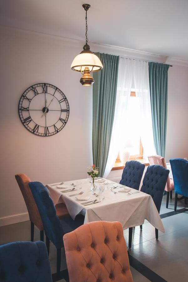 Novopolska - Hotel I Restauracja Kościan Kültér fotó